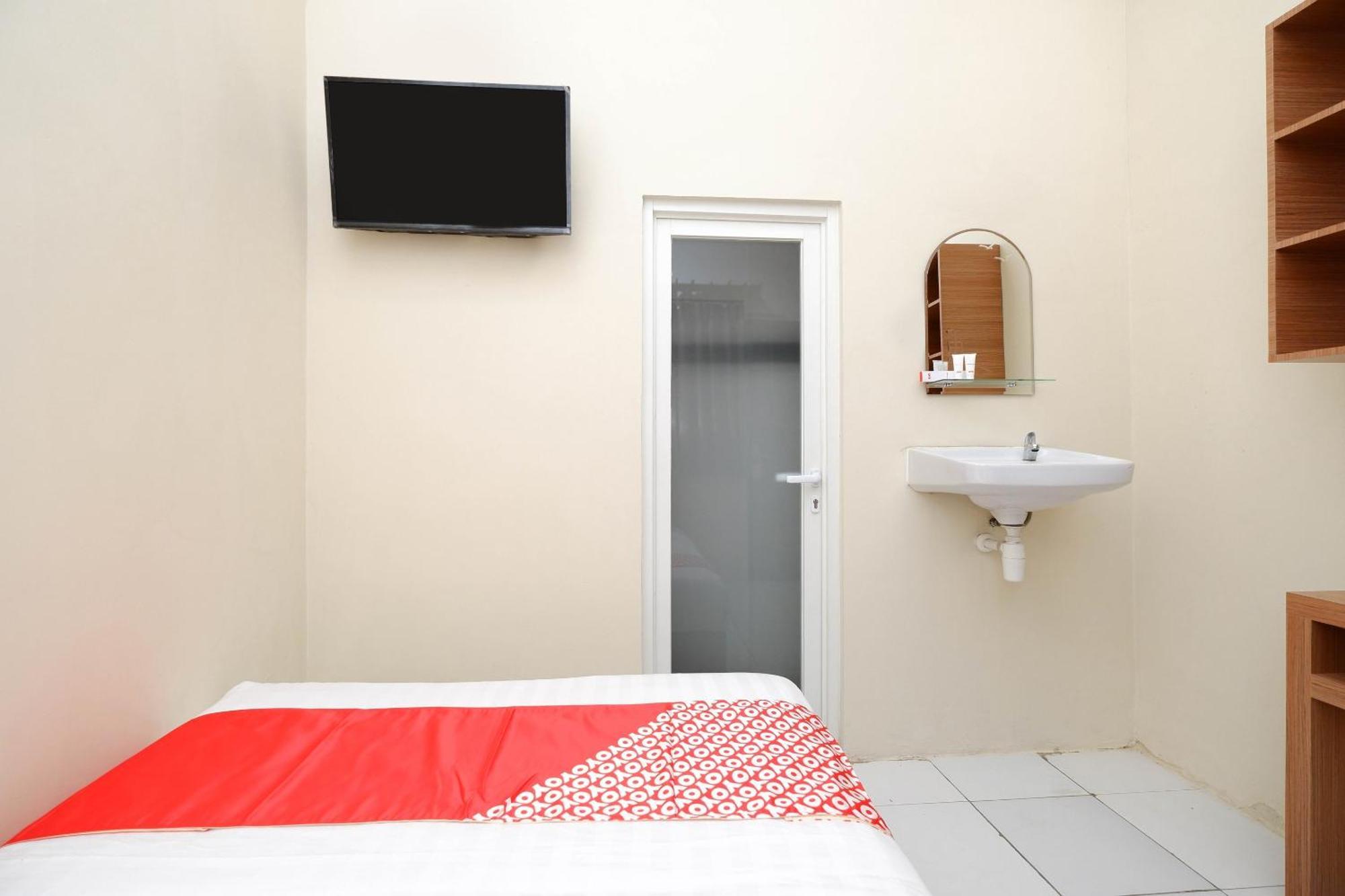 Unta Residence Semarang Eksteriør billede